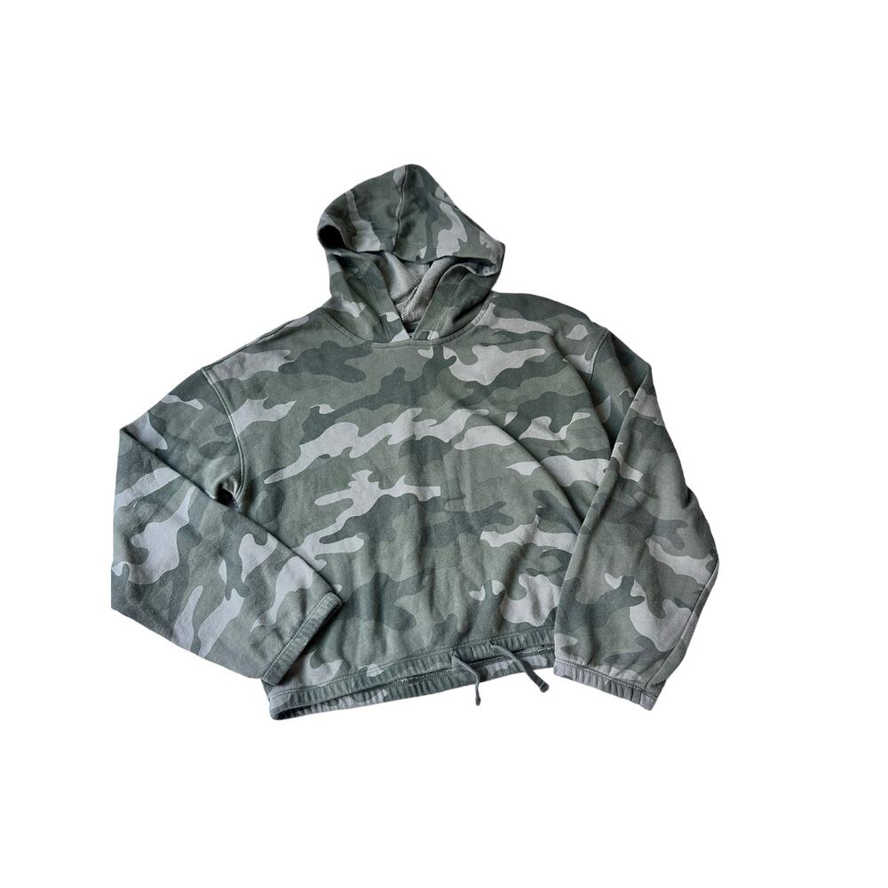 Old Navy Camo Hoodie - Girls Large - Great Condition!